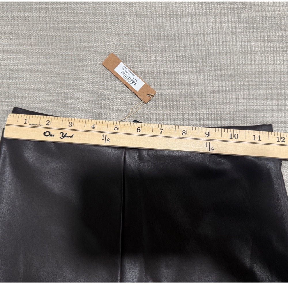 SKIMS Faux Leather Bike Shorts Soot Brown High Waisted Small Athleisure 90s - Picture 5 of 8